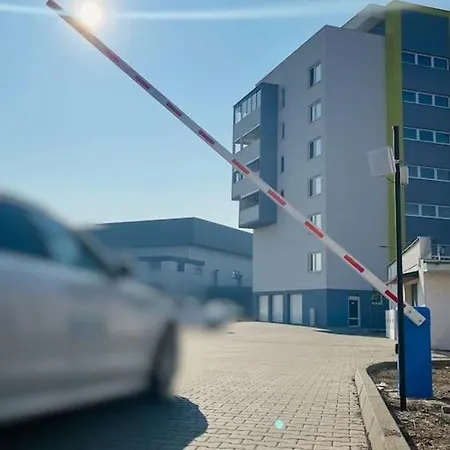 Twins Blue Blizko Centra *