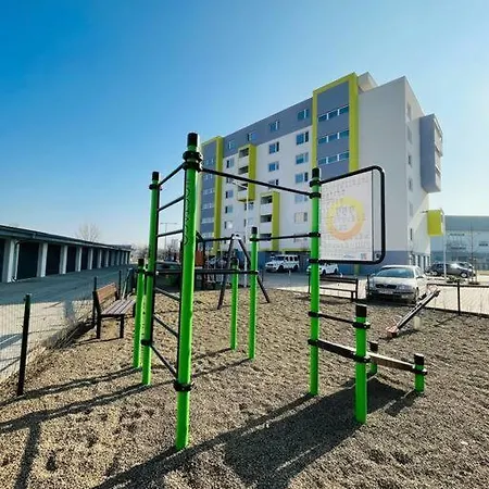 Twins Blue Blizko Centra