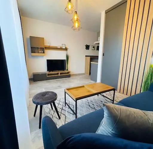 Twins Blue Blizko Centra * Михаловце